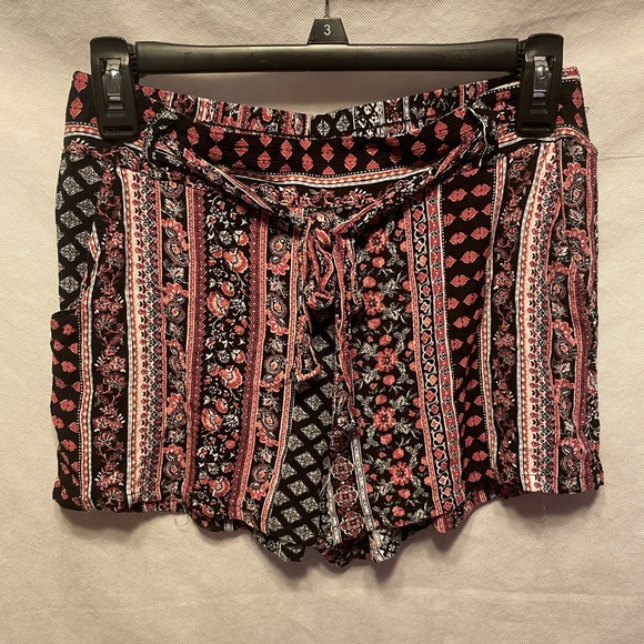 JOE B shorts - Picture 2 of 4